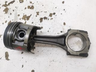 bontott MAZDA 323 Dugattyú és Hajtókar