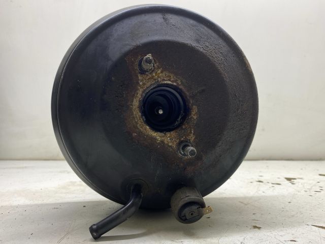 bontott MAZDA 323 Fékrásegítő