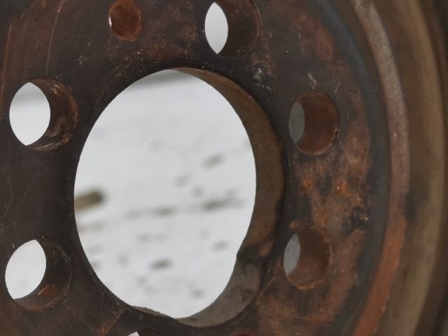 bontott MAZDA 323 Főtengely Szíjtárcsa