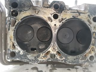 bontott MAZDA 323 Hengerfej