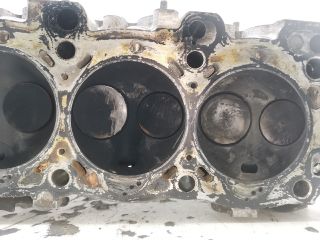 bontott MAZDA 323 Hengerfej