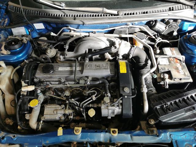 bontott MAZDA 323 Motor (Fűzött blokk hengerfejjel)