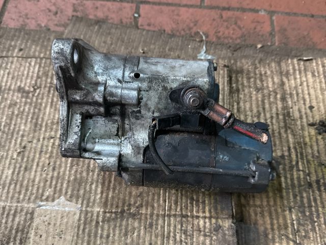 bontott MAZDA 323 Önindító