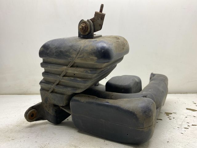 bontott MAZDA 323 Rezonátor