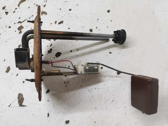 bontott MAZDA 323 Üzemanyagszint Jeladó