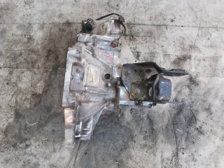 bontott MAZDA 323 Váltó (Mechanikus)