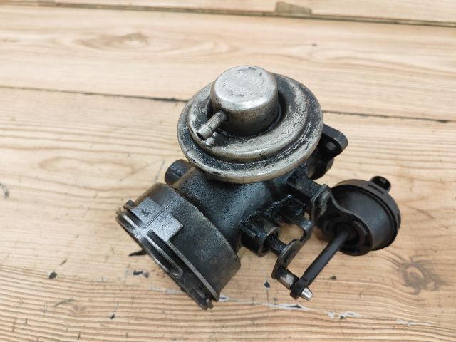 bontott MAZDA 323 Fojtószelep (Mechanikus)