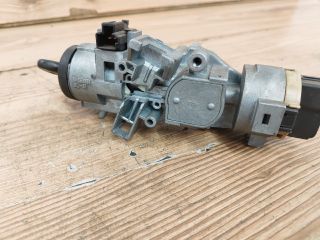 bontott MAZDA 323 Gyújtáskapcsoló Házzal