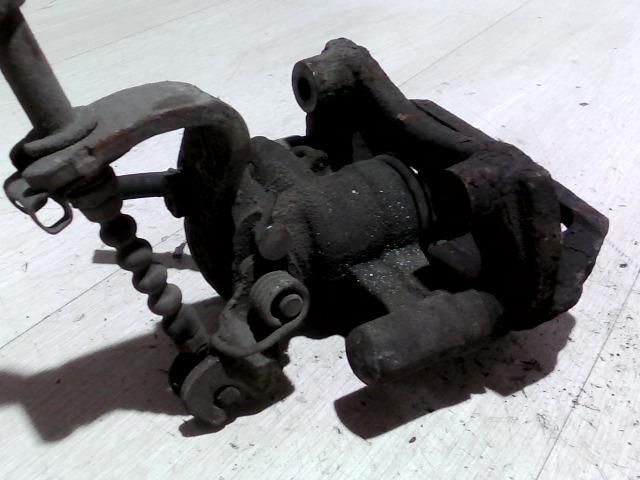 bontott MAZDA 323 Jobb hátsó Féknyereg Munkahengerrel