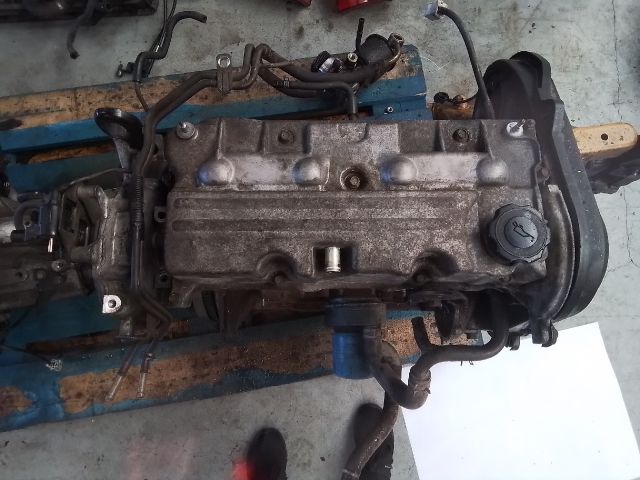 bontott MAZDA 323 Motor (Fűzött blokk hengerfejjel)