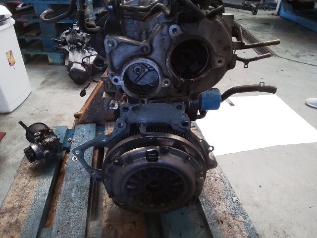 bontott MAZDA 323 Motor (Fűzött blokk hengerfejjel)