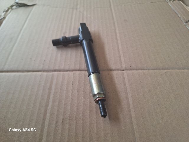 bontott MAZDA 323 Porlasztó (1 db)