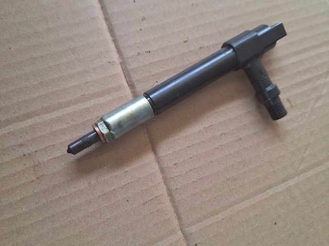 bontott MAZDA 323 Porlasztó (1 db)