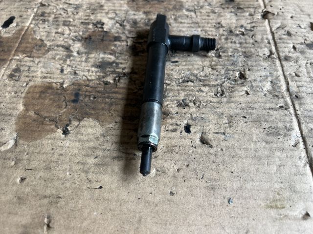 bontott MAZDA 323 Porlasztó (1 db)