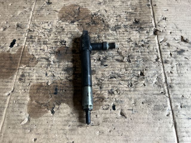 bontott MAZDA 323 Porlasztó (1 db)