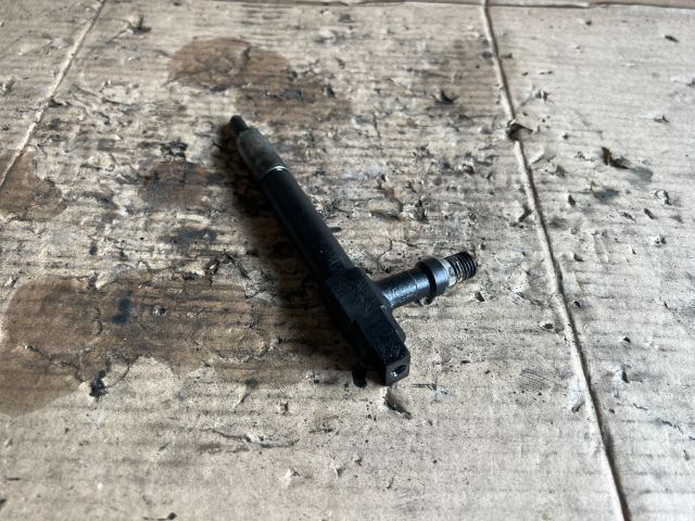 bontott MAZDA 323 Porlasztó (1 db)