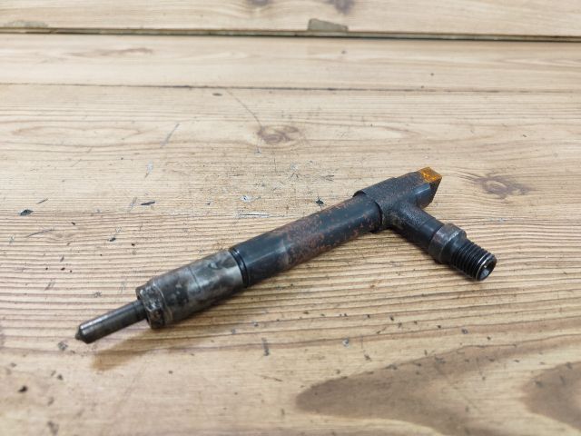 bontott MAZDA 323 Porlasztó (1 db)