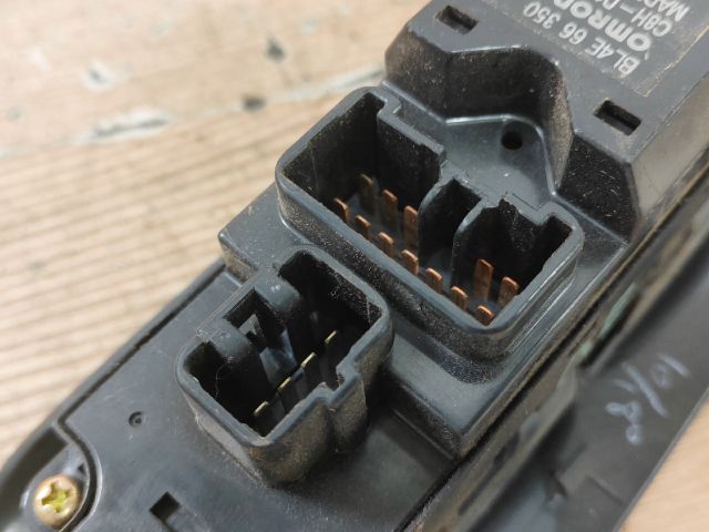 bontott MAZDA 323 Ablakemelő és Tükör Kapcsoló