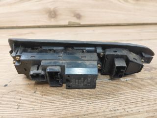 bontott MAZDA 323 Ablakemelő és Tükör Kapcsoló