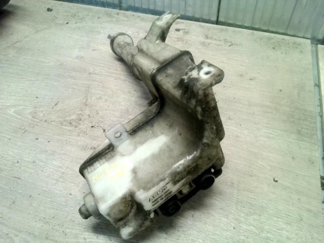 bontott MAZDA 323 Ablakmosó Tartály