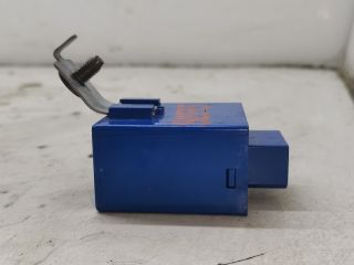 bontott MAZDA 323 Ablaktörlő Relé