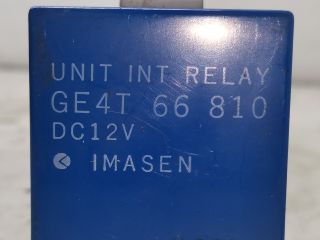 bontott MAZDA 323 Ablaktörlő Relé