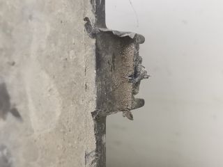 bontott MAZDA 323 Akkumulátor Tartó