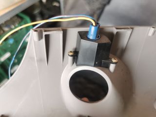 bontott MAZDA 323 Alsó Kormányoszlop Burkolat