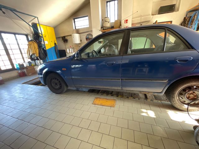 bontott MAZDA 323 Bal első Ablak