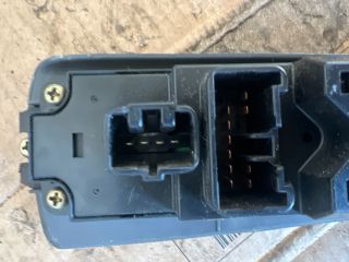 bontott MAZDA 323 Bal első Ablakemelő Kapcsoló