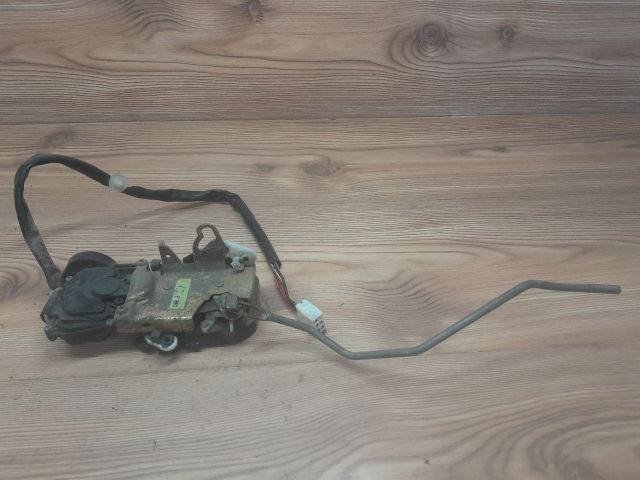 bontott MAZDA 323 Bal első Ajtózár