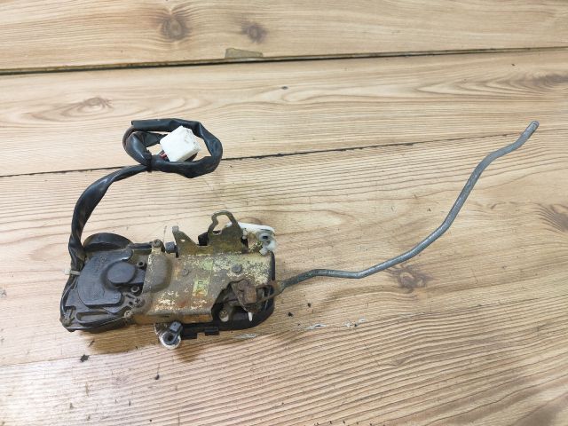 bontott MAZDA 323 Bal első Ajtózár