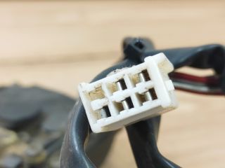 bontott MAZDA 323 Bal első Ajtózár