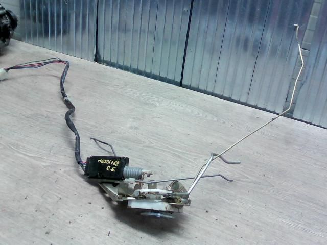 bontott MAZDA 323 Bal első Ajtózár