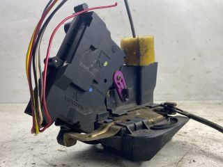 bontott MAZDA 323 Bal első Ajtózár