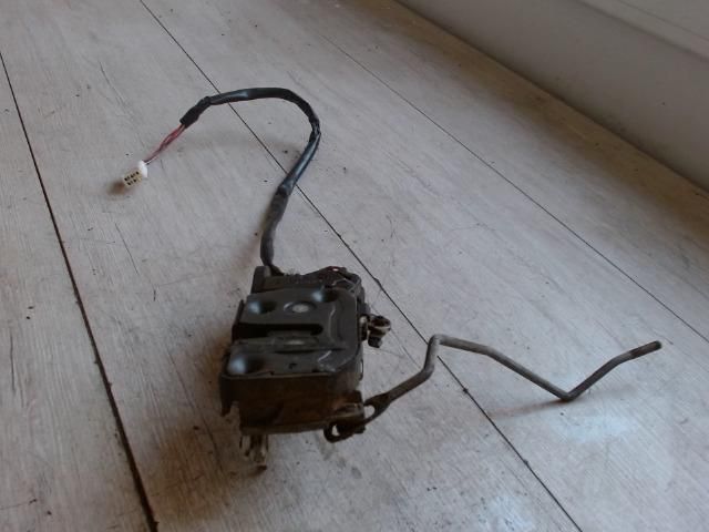 bontott MAZDA 323 Bal első Ajtózár