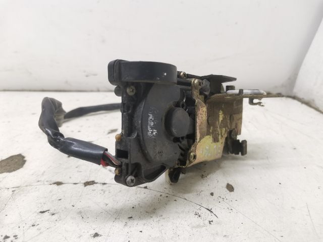 bontott MAZDA 323 Bal első Ajtózár