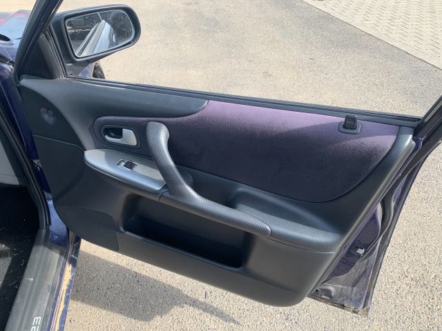 bontott MAZDA 323 Bal első Biztonsági Öv