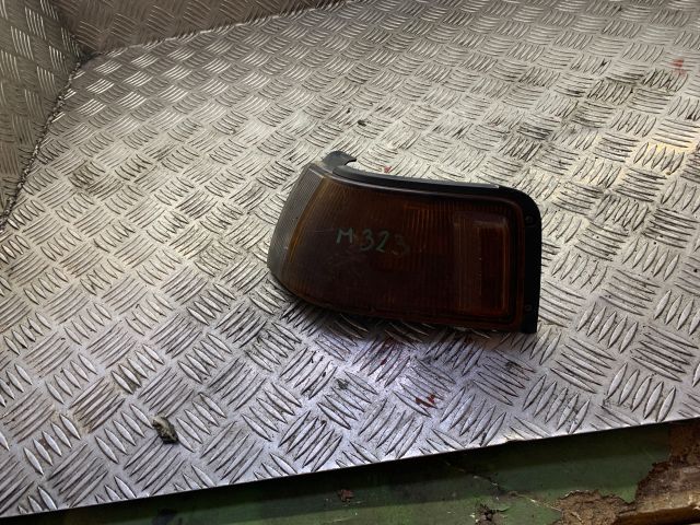 bontott MAZDA 323 Bal első Irányjelző