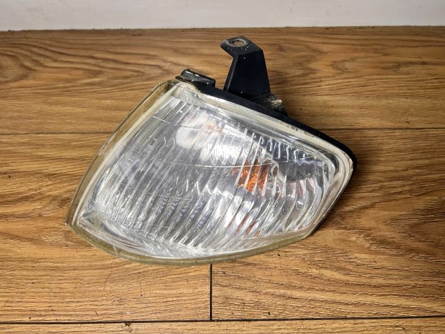 bontott MAZDA 323 Bal első Irányjelző