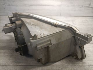 bontott MAZDA 323 Bal Fényszóró