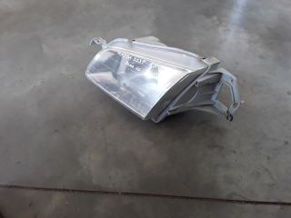 bontott MAZDA 323 Bal Fényszóró
