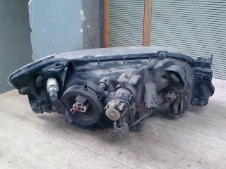 bontott MAZDA 323 Bal Fényszóró