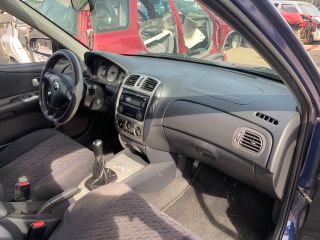 bontott MAZDA 323 Bal Fényszóró