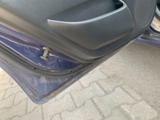 bontott MAZDA 323 Bal Gólyaláb Csonkállvánnyal