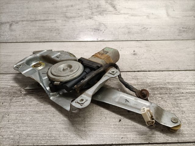 bontott MAZDA 323 Bal hátsó Ablakemelő Szerkezet (Elektromos)