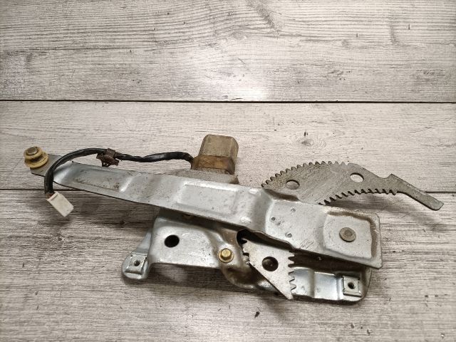 bontott MAZDA 323 Bal hátsó Ablakemelő Szerkezet (Elektromos)