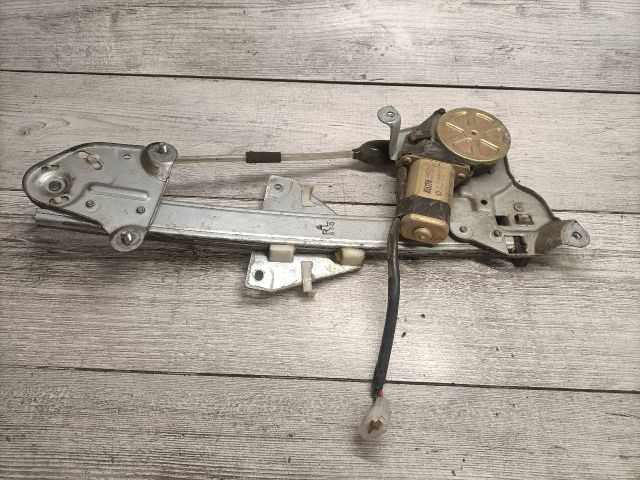 bontott MAZDA 323 Bal hátsó Ablakemelő Szerkezet (Elektromos)