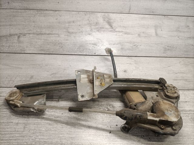 bontott MAZDA 323 Bal hátsó Ablakemelő Szerkezet (Elektromos)