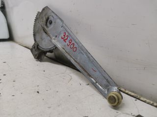bontott MAZDA 323 Bal hátsó Ablakemelő Szerkezet (Mechanikus)